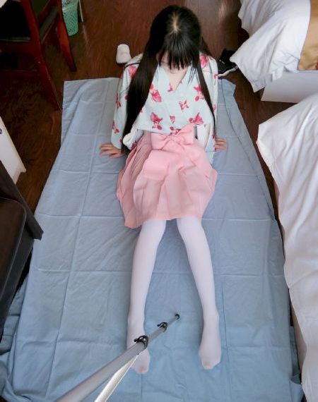 欧美精品13p_BD英语HD在线观看